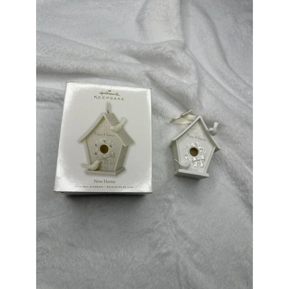 Hallmark Keepsake New Home 2010 Birdhouse Ornament Porcelain Christmas Boxed